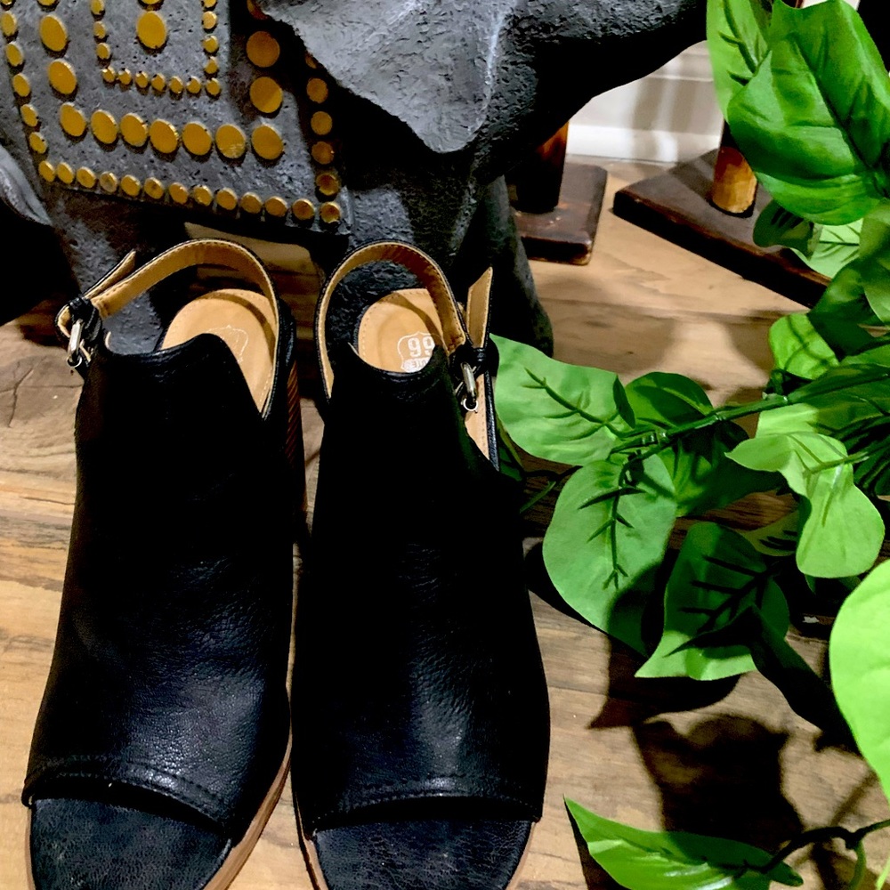 Leather Dress Sandal with 4 inch Heel